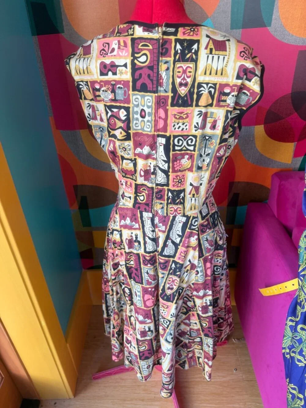 Pinup Girl Tiki Dress, Heidi, XL - Picture 2 of 4